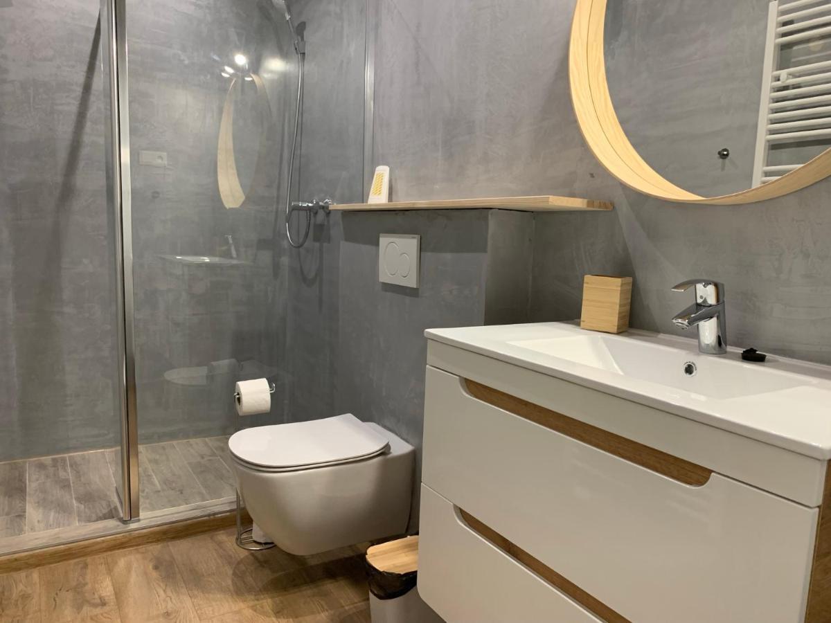 Apartments Тренчин Екстер'єр фото