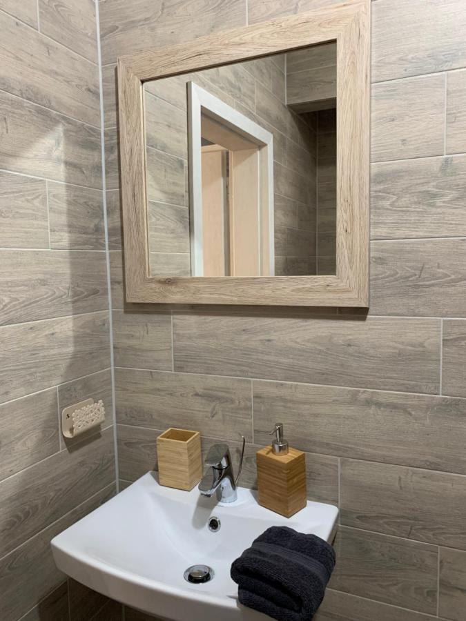 Apartments Тренчин Екстер'єр фото