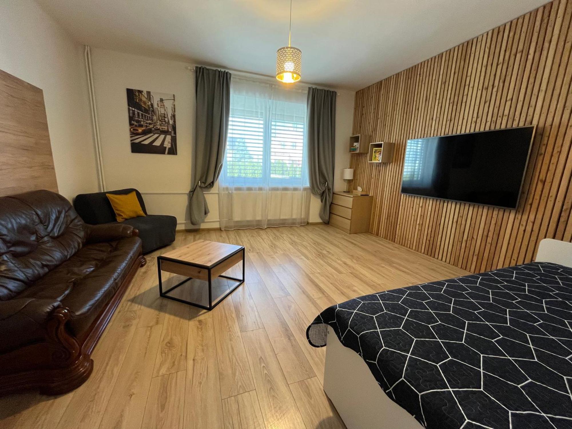 Apartments Тренчин Екстер'єр фото