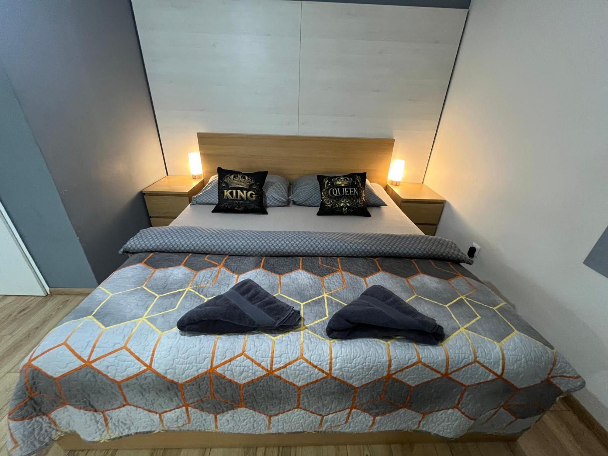 Apartments Тренчин Екстер'єр фото